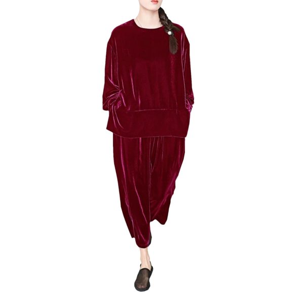 Women's Velvet Lounge Set - Oversized Tee & Nine-Inch Pants Trendy Plus Size Comfort Wear