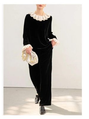 Plus Size Women's Velvet Suit - Fashion Collar Blouse & Wide Leg Trousers Contemporary Silhouette