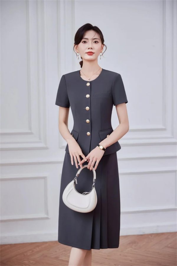 Women's Two-Piece Short-Sleeved Blazer Long Skirt Showing Elegant Temperament