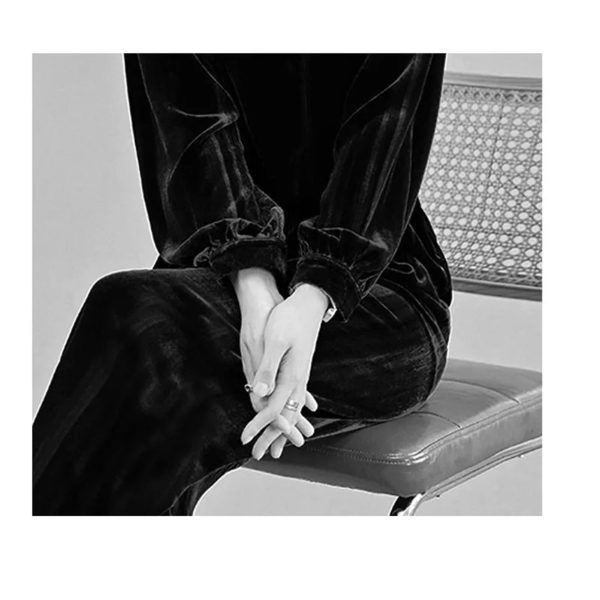 Women's Velvet Set - Long Sleeve Top & Trousers Premium Comfort for Daily Wear
