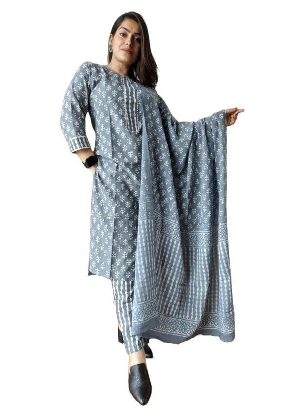 Indian Stylish Black Summer Wear Cotton Suits With Hand Block Print Work For Woman 6448 (4, L)