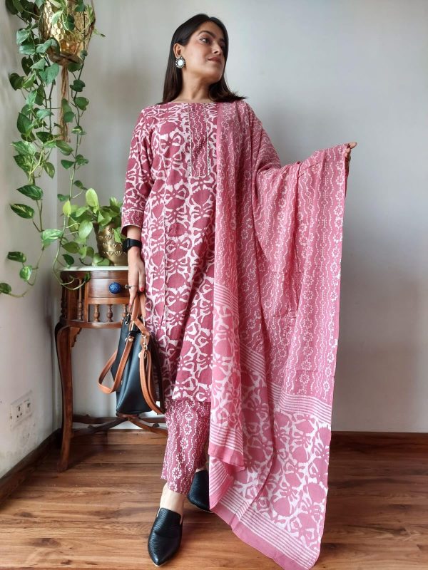 Indian Stylish Black Summer Wear Cotton Suits With Hand Block Print Work For Woman 6448 (2, M)