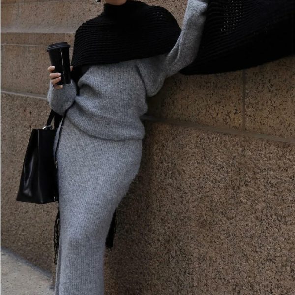 Women's Knit Maxi Set - Bat Wing Sleeve V-Neck Sweater & A-Line Contour Skirt in Heather Gray